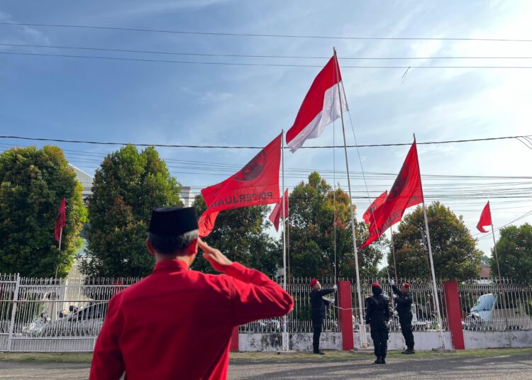 Edi Purwanto Pimpin Upacara Peringatan HUT RI ke-80 di Kantor DPD PDI Perjuangan Jambi