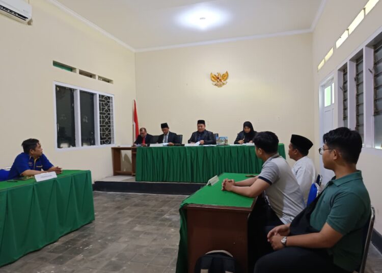 Mediasi Berhasil, KI Jambi Bacakan Tiga Putusan Mediasi Soal Dana BOS