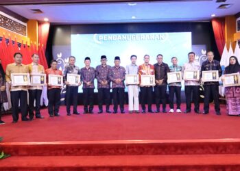 PPID Utama Kabupaten/Kota Raih Anugerah Keterbukaan Informasi Publik Provinsi Jambi 2025