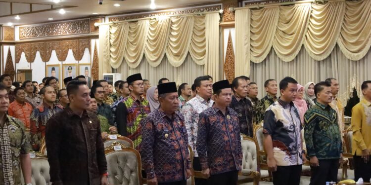 Panenganugerahan Keterbukaan Informasi Publik,KI Jambi Beri Penghargaan ke 88 Badan Publik di Jambi