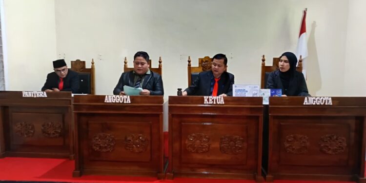 Sengketa Informasi di Dinas Naker Putusan Sela, Di Batanghari KI Jambi Kabulkan Sengketa KAK Islamic Center