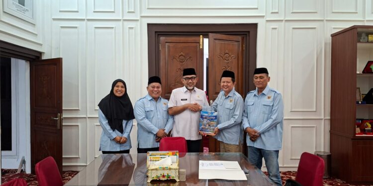 KI Jambi Sampaikan Laporan Kinerja 2025  ke Sekda