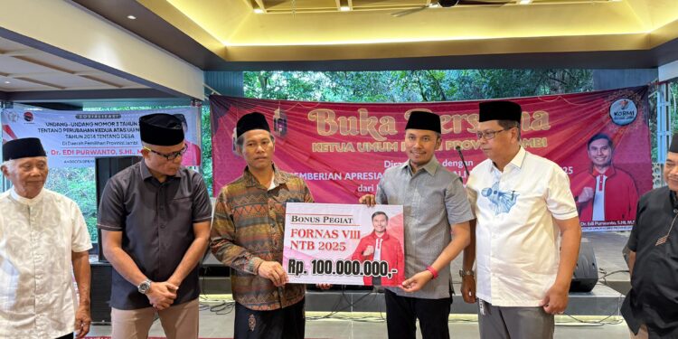 Gelar Buka Bersama, Edi Purwanto Serahkan Bonus Rp100 Juta untuk Pegiat KORMI Berprestasi di FORNAS NTB