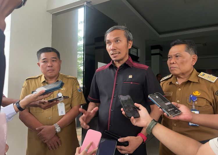 Kunker di Bappeda, EP Minta Administrasi Usulan Jalan Padang Lamo Diselesaikan Agar Direalisasikan Tahun ini